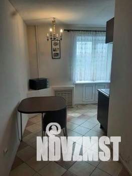 2-к квартира, вторичка, 61м2, 8/9 этаж