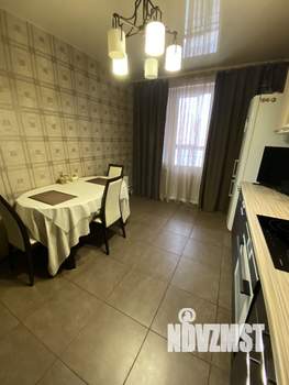 2-к квартира, вторичка, 63м2, 7/18 этаж