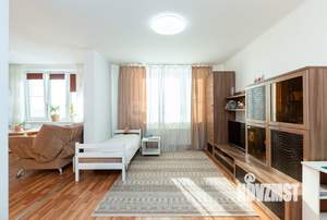 2-к квартира, вторичка, 65м2, 13/16 этаж