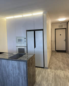 3-к квартира, вторичка, 82м2, 2/35 этаж