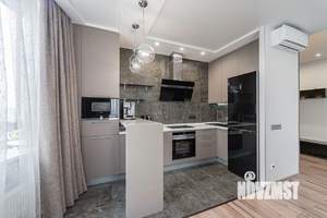 3-к квартира, вторичка, 84м2, 18/37 этаж