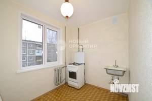 3-к квартира, вторичка, 58м2, 4/5 этаж