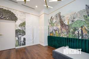 4-к квартира, вторичка, 143м2, 4/10 этаж