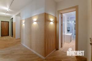 4-к квартира, вторичка, 135м2, 3/9 этаж
