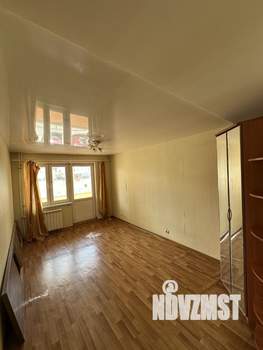 2-к квартира, вторичка, 57м2, 1/10 этаж