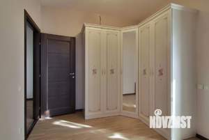 4-к квартира, вторичка, 136м2, 29/30 этаж