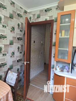 2-к квартира, вторичка, 42м2, 1/5 этаж