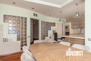 4-к квартира, вторичка, 163м2, 6/10 этаж