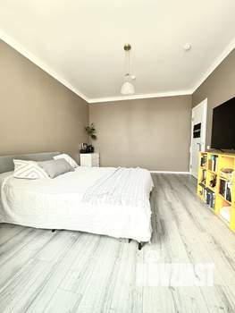 1-к квартира, вторичка, 42м2, 23/32 этаж