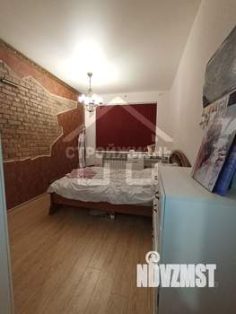 2-к квартира, вторичка, 42м2, 1/4 этаж