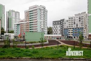 2-к квартира, вторичка, 43м2, 1/4 этаж