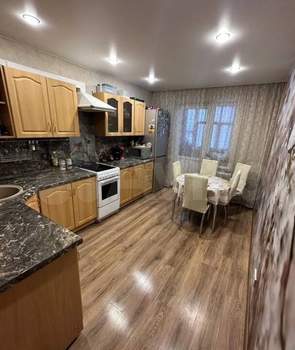 3-к квартира, вторичка, 92м2, 1/10 этаж