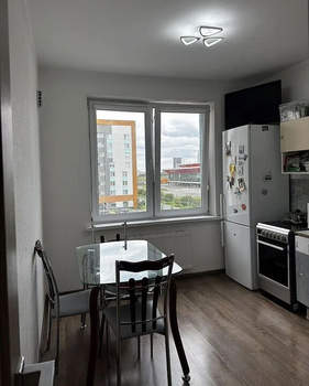 1-к квартира, вторичка, 37м2, 4/10 этаж