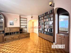 4-к квартира, вторичка, 74м2, 8/10 этаж