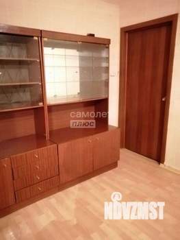 2-к квартира, вторичка, 42м2, 1/4 этаж