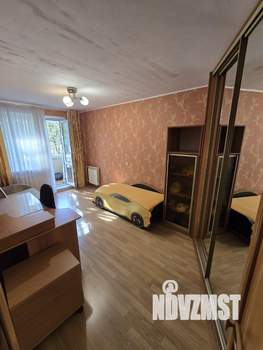 3-к квартира, вторичка, 65м2, 1/9 этаж
