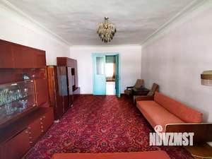 2-к квартира, вторичка, 69м2, 1/3 этаж