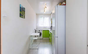 2-к квартира, вторичка, 42м2, 1/9 этаж
