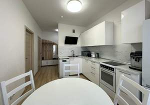 3-к квартира, вторичка, 65м2, 10/18 этаж