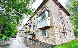 2-к квартира, вторичка, 42м2, 3/3 этаж