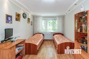 2-к квартира, вторичка, 39м2, 1/5 этаж