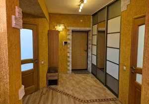 3-к квартира, вторичка, 102м2, 2/6 этаж