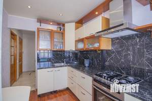 3-к квартира, вторичка, 63м2, 6/9 этаж