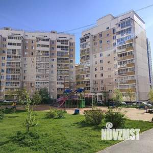 2-к квартира, вторичка, 62м2, 1/10 этаж