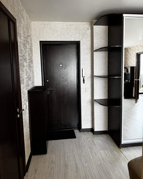 2-к квартира, вторичка, 37м2, 9/9 этаж
