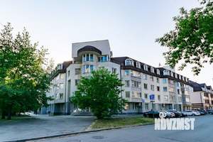 4-к квартира, вторичка, 143м2, 2/6 этаж