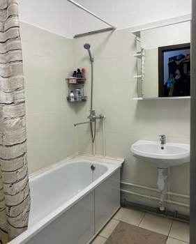 1-к квартира, вторичка, 42м2, 18/25 этаж