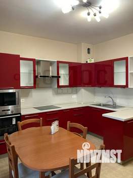 2-к квартира, вторичка, 83м2, 4/10 этаж