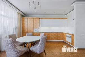 3-к квартира, вторичка, 139м2, 7/14 этаж