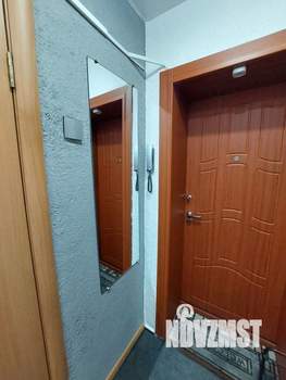 2-к квартира, вторичка, 42м2, 1/4 этаж