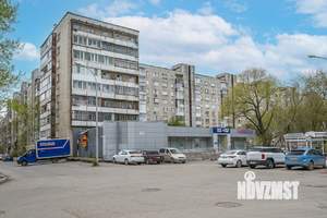 2-к квартира, вторичка, 44м2, 1/9 этаж