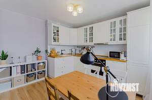 2-к квартира, вторичка, 65м2, 10/17 этаж