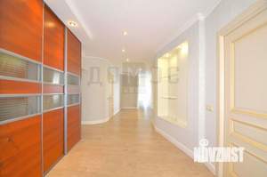 3-к квартира, вторичка, 136м2, 21/25 этаж