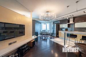 2-к квартира, вторичка, 61м2, 19/19 этаж