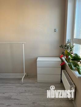 Студия квартира, вторичка, 33м2, 12/15 этаж