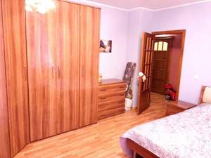 4-к квартира, вторичка, 130м2, 4/18 этаж