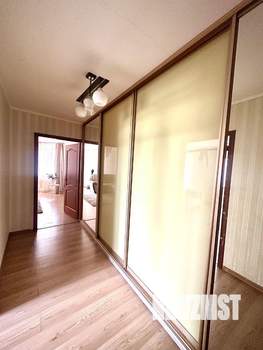 3-к квартира, вторичка, 68м2, 9/14 этаж