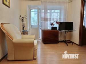 2-к квартира, вторичка, 42м2, 3/5 этаж