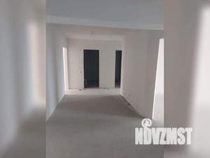 3-к квартира, вторичка, 104м2, 1/16 этаж