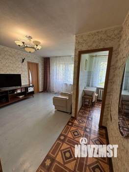2-к квартира, вторичка, 44м2, 3/5 этаж