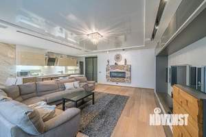 4-к квартира, вторичка, 131м2, 6/10 этаж