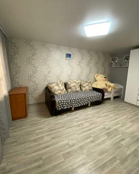 2-к квартира, вторичка, 42м2, 1/5 этаж