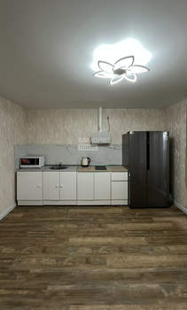 2-к квартира, вторичка, 54м2, 1/10 этаж