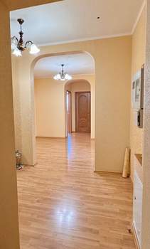 2-к квартира, вторичка, 87м2, 3/8 этаж