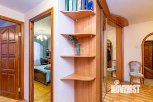 3-к квартира, вторичка, 70м2, 4/9 этаж