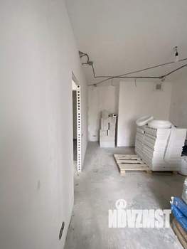 4-к квартира, вторичка, 132м2, 8/18 этаж